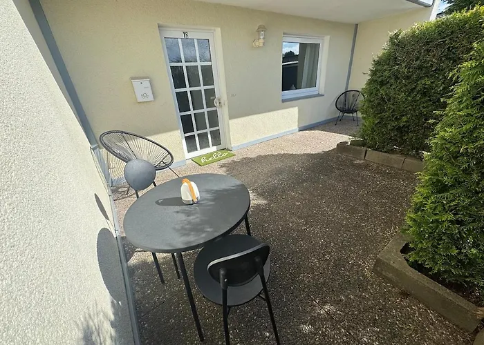 Waldnaehe & Altstadtflair Souterrain Mit Terrasse Lägenhet Rinteln